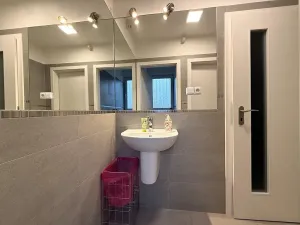 Pronájem kanceláře, Brno, Kosmákova, 38 m2