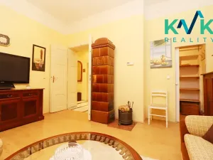 Pronájem bytu 2+1, Karlovy Vary, Kolmá, 55 m2