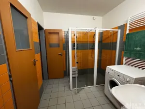 Pronájem kanceláře, Praha - Modřany, Do koutů, 41 m2