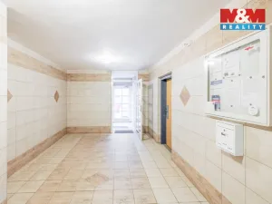 Pronájem bytu 1+kk, Praha - Hlubočepy, Pivcova, 29 m2