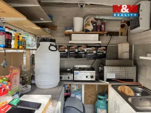 Pronájem obchodního prostoru, Praha - Vysočany, Freyova, 5 m2