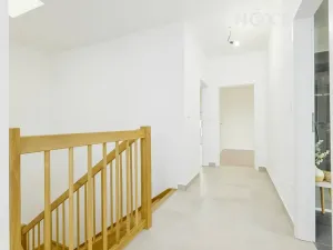 Prodej bytu 5+kk, Hluboká nad Vltavou, Pod Hůrkou, 208 m2