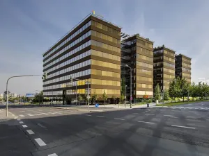 Pronájem kanceláře, Praha - Michle, Za Brumlovkou, 1320 m2