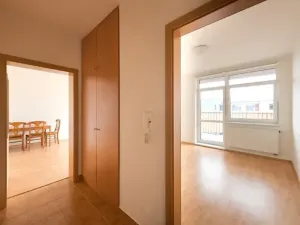 Pronájem bytu 2+kk, Jihlava, Poláčkova, 51 m2