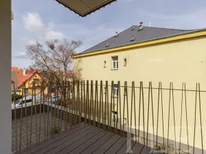 Pronájem bytu 2+kk, Praha - Žižkov, V domově, 50 m2