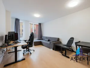 Pronájem bytu 2+kk, Praha - Stodůlky, Karla Kryla, 50 m2