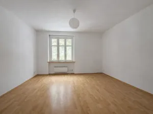 Pronájem bytu 1+1, Karlovy Vary, Kollárova, 39 m2