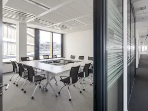 Pronájem kanceláře, Praha - Nusle, Pikrtova, 860 m2