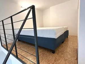 Pronájem bytu 1+kk, Praha - Vysočany, Poděbradská, 31 m2