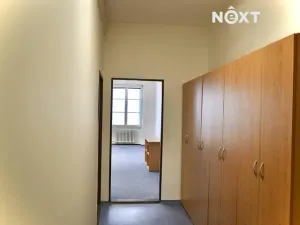 Pronájem kanceláře, České Budějovice, nám. Přemysla Otakara II., 150 m2