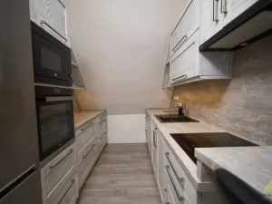 Prodej rodinného domu, Bulhary, 281 m2