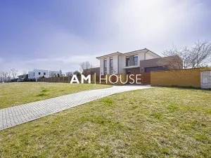 Prodej rodinného domu, Praha - Pitkovice, Křemenáčová, 330 m2