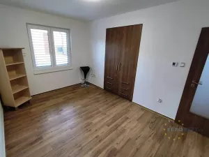 Pronájem rodinného domu, Vyžlovka, U Pískovny, 142 m2