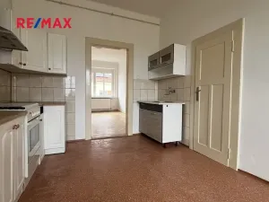 Pronájem bytu 2+1, Kladno, Poštovní náměstí, 63 m2