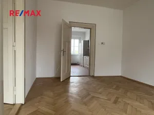 Pronájem bytu 2+1, Kladno, Poštovní náměstí, 63 m2
