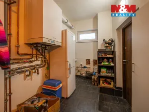 Prodej rodinného domu, Zvěstov, 217 m2