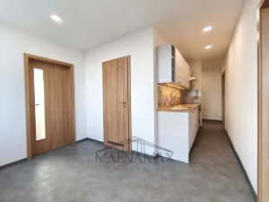 Prodej bytu 3+1, Chomutov, Šafaříkova, 72 m2