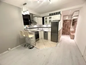 Pronájem bytu 2+kk, Jablonec nad Nisou, Pasířská, 42 m2