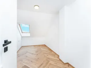 Prodej bytu 4+kk, Praha - Vršovice, Žitomírská, 103 m2