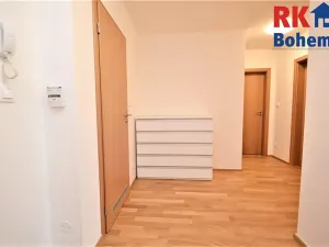 Pronájem bytu 4+kk, Vestec, Nezvalova, 103 m2