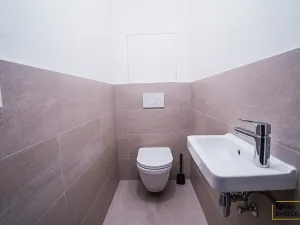 Pronájem bytu 1+kk, Brno, Kumpoštova, 30 m2