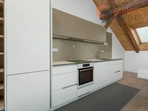 Prodej bytu 3+kk, Mikulov, Komenského, 87 m2