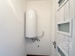 Prodej rodinného domu, Uhersko, 84 m2