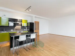 Pronájem bytu 3+kk, Praha - Vinohrady, Korunní, 106 m2