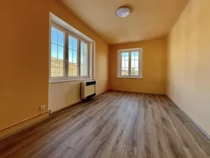 Pronájem bytu 2+kk, Praha - Vysočany, Pod pekárnami, 45 m2