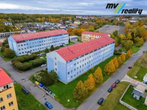 Prodej bytu 1+1, Milovice, Topolová, 44 m2