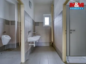 Pronájem obchodního prostoru, Klatovy - Klatovy III, Nádražní, 38 m2