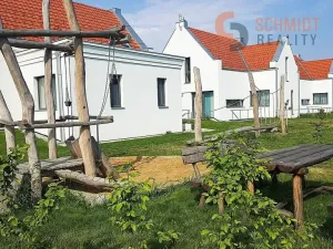 Prodej bytu 2+kk, Lednice, Sídl. Osvobození, 39 m2