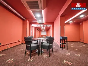 Pronájem obchodního prostoru, Rožnov pod Radhoštěm, Meziříčská, 180 m2