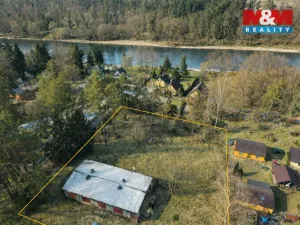 Prodej pozemku pro bydlení, Týn nad Vltavou - Nuzice, 2986 m2