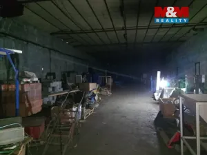 Pronájem skladu, Doksy, Valdštejnská, 1730 m2