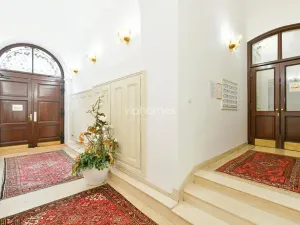 Pronájem bytu 2+1, Praha - Nové Město, Truhlářská, 77 m2