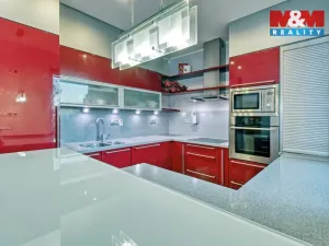 Prodej rodinného domu, Hrušovany, 300 m2