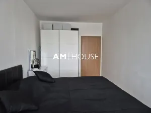 Pronájem bytu 2+kk, Praha - Strašnice, Zvěřinova, 64 m2