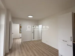 Pronájem bytu 2+kk, Praha - Liboc, Jenečská, 34 m2