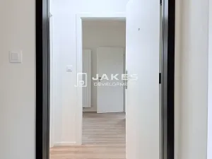 Pronájem bytu 2+kk, Praha - Liboc, Jenečská, 34 m2