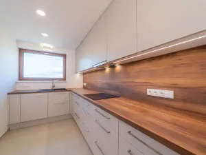 Prodej bytu 4+kk, Mořina, 106 m2