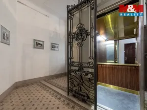 Prodej bytu 3+kk, Karlovy Vary, Krále Jiřího, 74 m2