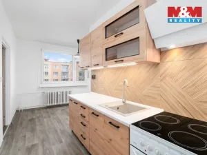 Prodej bytu 3+1, Ústí nad Labem - Neštěmice, Seifertova, 81 m2