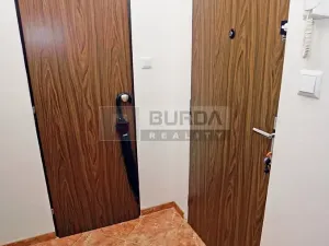 Prodej bytu 2+1, Neratovice, 53 m2