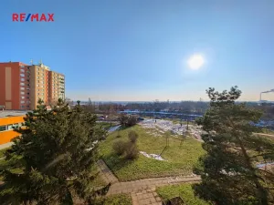 Pronájem bytu 1+kk, Praha - Černý Most, Doležalova, 33 m2