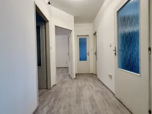 Pronájem kanceláře, Ostrava - Kunčice, Meziveská, 37 m2