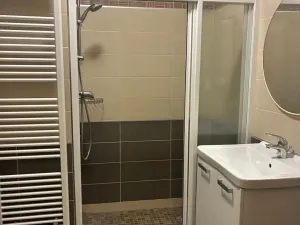 Pronájem bytu 2+kk, Praha - Kyje, Davidovičova, 50 m2