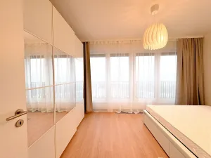 Pronájem bytu 2+kk, Praha - Hloubětín, Poděbradská, 67 m2