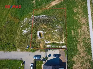 Prodej pozemku pro bydlení, Praha - Horní Počernice, U Zimoviště, 697 m2