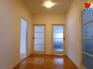 Pronájem bytu 3+1, Praha - Košíře, U Vojanky, 90 m2